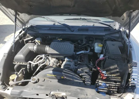 2005 Dodge Dakota Quad Slt from USA, damaged, VIN 1D7HW48N85S342452